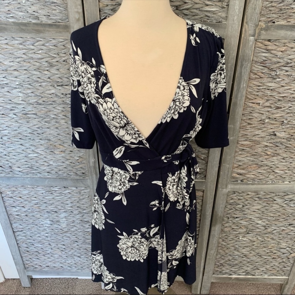 Vince Camuto Navy Floral Wrap Dress